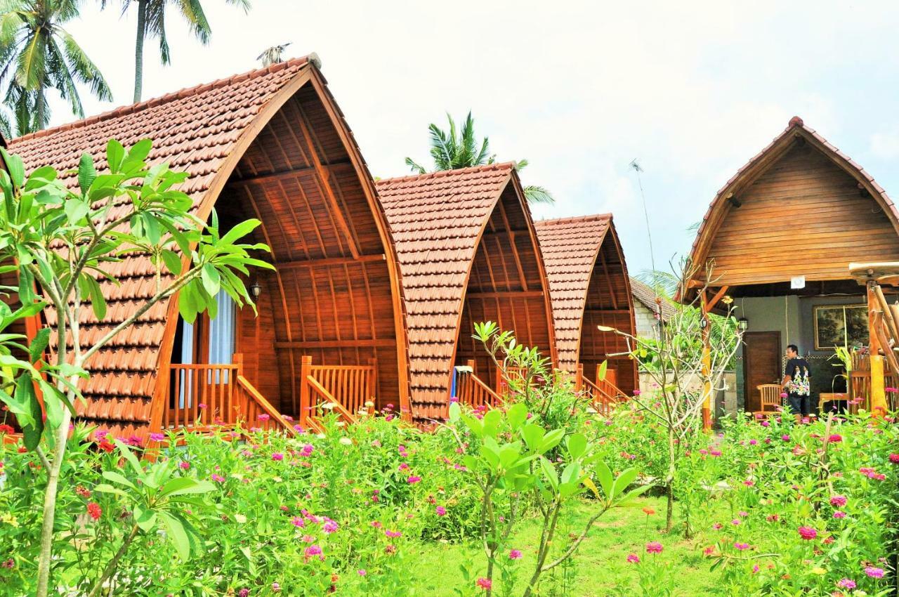 The Peace Arta Bungalow Batununggul Exteriör bild